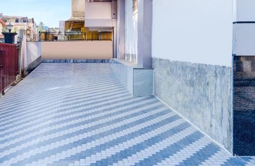 Sualkuchi Hotel | Townhouse Bhangagarh Bus Terminal Formerly The Rudra Inn