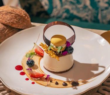 Inna Hotel | Peninsula Del Mar Beach Resort