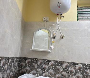 Banashankari Hotel | S6,Corner building