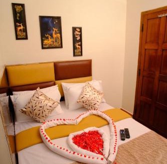 Periamet Hotel | Aruppukottai Nadar Lodge