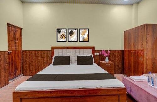 Indira Nagar Hotel | Hotel O Takrohi Hospital Road Formerly Madhuraj Palace