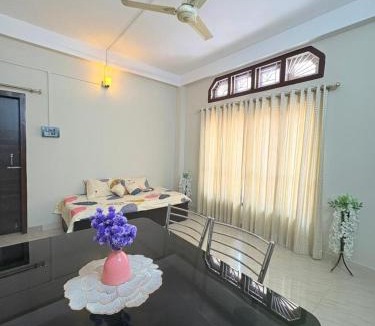 Gauhati House | Rooftop Grove Zenith