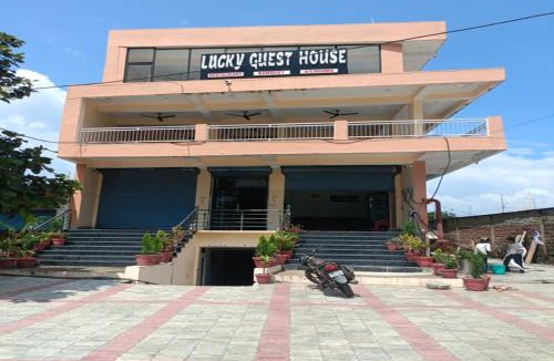 Jhansi Apartment | Hotel Lucky