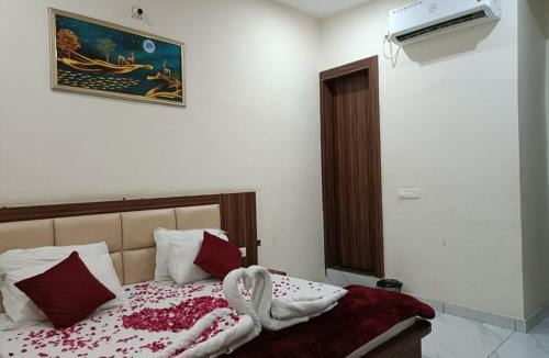 Jhansi Apartment | Hotel Lucky