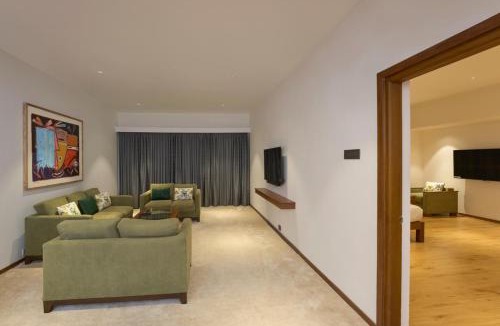 Ernakulam South Hotel | The Avenue Regent