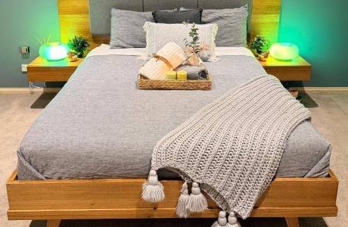 Sanctuary Lakes House | The Tournament House - Luxe Golf Resort Sanctuary Lakes - 20km to Melbourne CBD