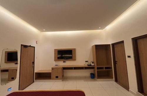 Chirala Hotel | Triviera Hotel Chirala