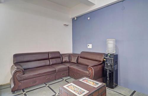 Kukatpally Housing Board Colony Hotel | HOTEL PNR SUITES KUKATPALLY