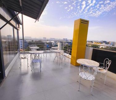 Bengaluru Hotel | Apex Inn Manyata
