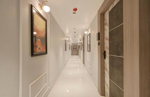 Ahmedabad Hotel | Hotel Sparsh Town