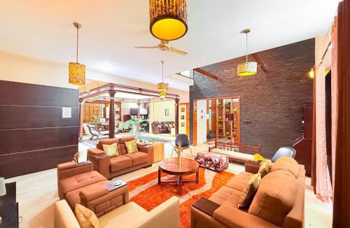 Whitefield Villa | Lagoon Luxe 4BHK Luxury Terrace Pool Villa with Private Theatre & Pool Table by Spacez