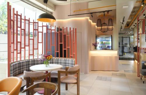 Jogeshwari West Hotel | Indie Stays Nesco Goregaon