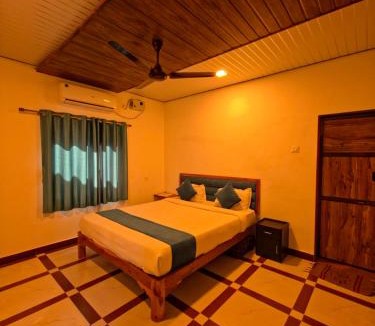 Diveagar Cabin | Coastal Home