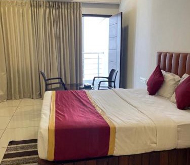 Adyar Hotel | G K Residency