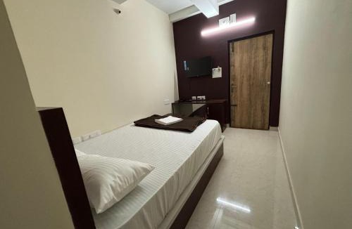 Salem Hotel | P A Castle