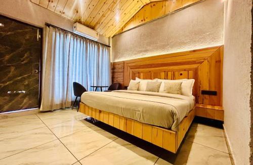 Mussoorie Hotel | Elvora On The Edge - A Valley View Luxury Property