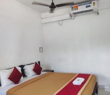 Kuzhuppilly Hotel | Relax inn cherai beach