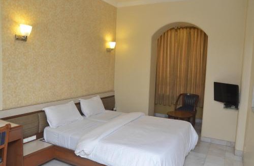 Sion Hotel | HOTEL ASHRAY INTERNATIONAL, SION - Near BKC