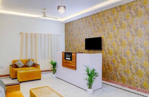 BTM Layout Hotel | Townhouse Oak Bangalore Central Silk Board Metro Station
