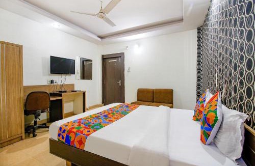 Maharana Pratap Nagar Hotel | FabHotel Surbhi