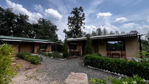 Avarghani Hotel | Camp Gondwana Pench