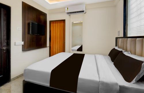 Krishnarajapura Hotel | Townhouse Oak Bangalore Garudacharpalya Metro Station