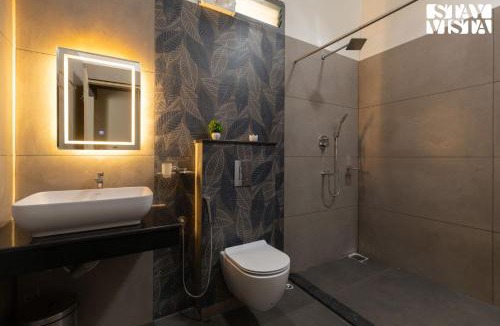 Madhapur Villa | Tarang - The Nest 3BR with Pvt Pool Lawn, AC, BBQ and Comp Breakfast- Coorg