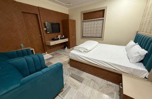 Civil Lines Hotel | Icon Residency Inn