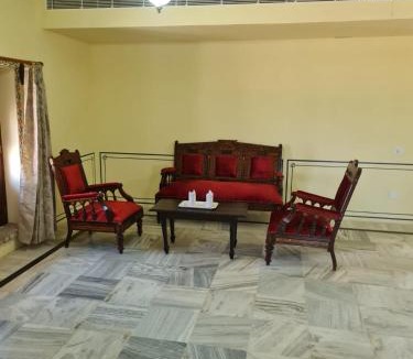 Pushkar Hotel | Umaid Mahal Palace