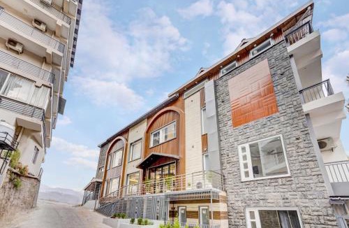Dharampur Hotel | Alaya Stays Serene Woods Retreat With Lift & Restaurant Amid Nature