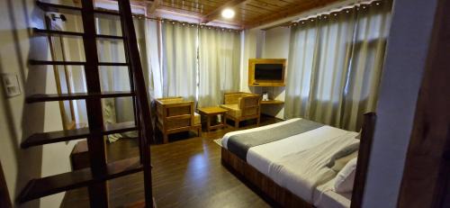 Naggar Hotel | THE LANDSBY COTTAGES