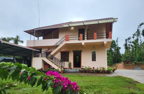 Vastare House | GoodVibes Homestay - 3BH, Home Food, Coffee Estate