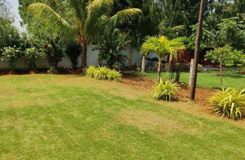 Bhimunipatnam Villa | Siva Rama garden resort 10 members BIG ac room&1 Noon ac room at swimming pool view, ,box cricket ,born fair,BBQ,kichan with all equipment etc nr beach road bheemilli vishakapatnam