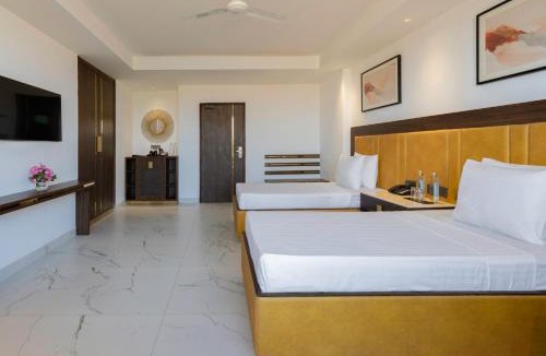Dehradun Hotel | Clarks Inn Dehradun