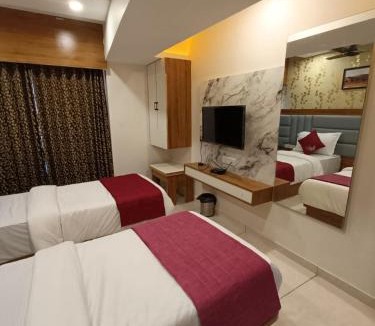 Ahmedabad Bed & Breakfast | Hotel RK ICON