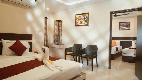 Tirupati Hotel | Hotel MountView Comforts