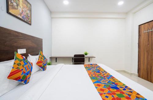 Hyderabad Hotel | FabHotel Grand Aarvi Prime - Nr Hafeezpet, Madeenaguda