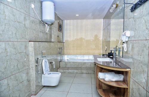 Madduru Hotel | Vilasini Inn