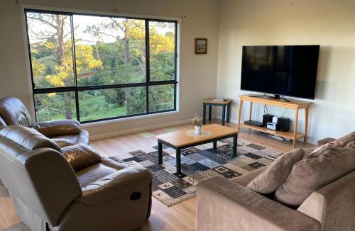 Wootha House | Flame Tree Chalet