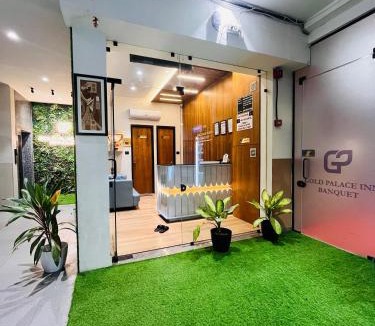 Surat Hotel | Hotel Gold Palace Inn