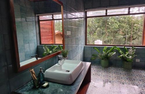 Chikkamagaluru Hotel | Sereno Barn Eco Stay Chikmagalur