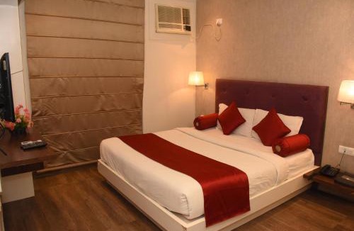 Alambagh Hotel | Hotel Gurveer Royal