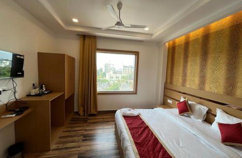 Gomti Nagar Hotel | Hotel Royal Casa
