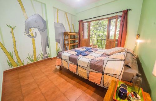 Kumily Hotel | Chrissie's Hotel