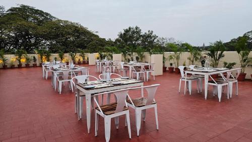 Mysore Hotel | Emerald Urban Comforts