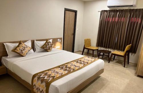 Nathdwara Hotel | Hotel Natham By Vrinda, Nathdwara- 50 Meters From Shreenathji Temple