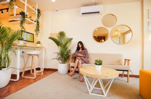 5th Block Hotel | Bloom Hotel - Koramangala