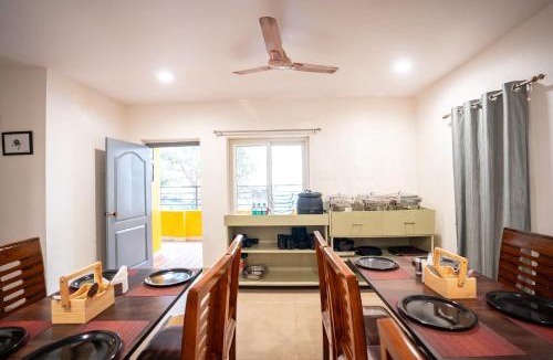 Kondapur Hotel | Yellow Bells Signature HITEC City