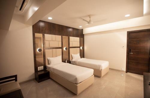 Mumbai Hotel | Hotel Naaz Executive