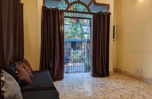 Sector II Hostel | Guten Tag Kolkata